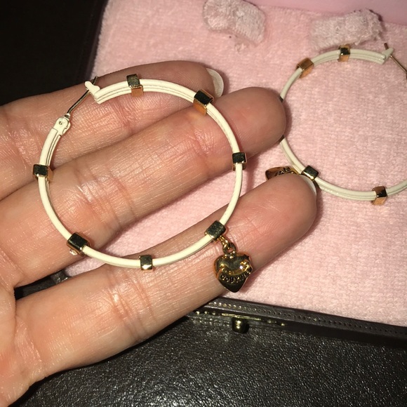 Juicy couture earrings - Picture 2 of 3